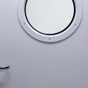 PUERTAS CORTAFUEGO DE METAL Y PANELES SANDWICH CON LANA DE ROCA